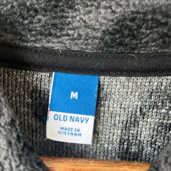 Women’s fleece quarter zip. - Picture 2 of 6